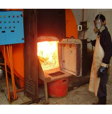 Riesgo por la actividad industrial. Riesgo por la actividad minera. Prevención de la contaminación. Revisión del trabajo de investigación.
